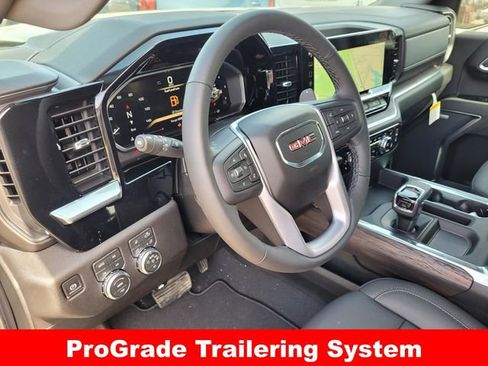 New 2026 GMC Sierra 1500 SLT image 22