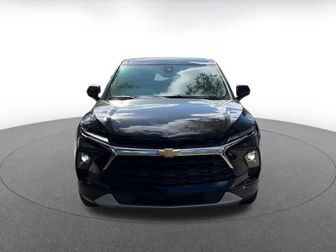 Used 2025 Chevrolet Blazer LT image 4