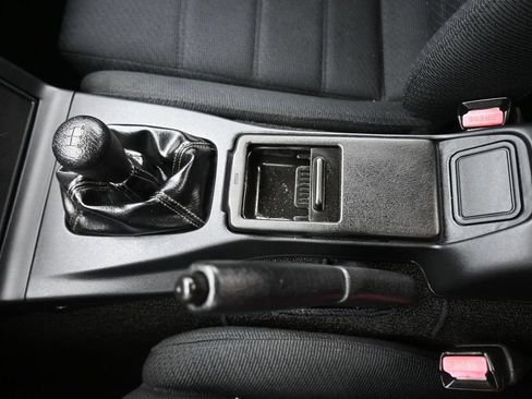 Used 1990 MAZDA MX-5 Miata RWD image 18