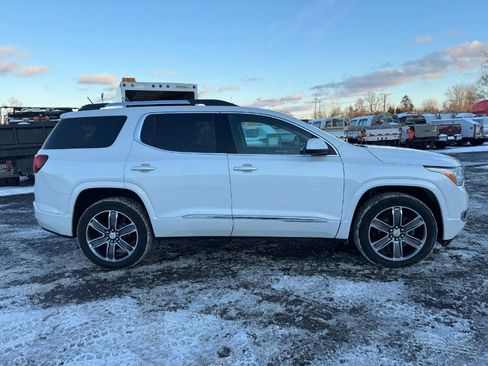 Used 2018 GMC Acadia Denali image 6