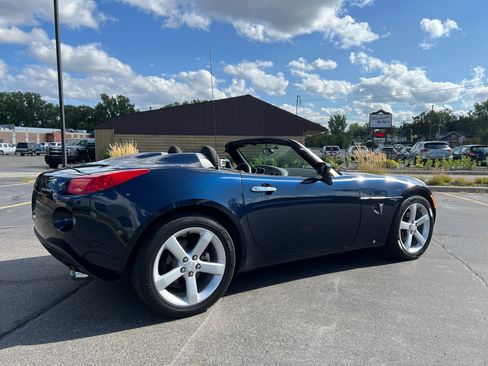 Used 2006 Pontiac Solstice Convertible w/ Power Package image 8