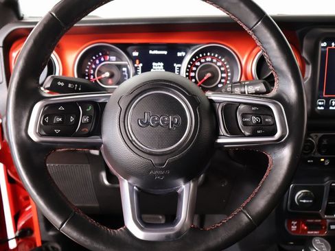 Used 2018 Jeep Wrangler Unlimited Rubicon image 3