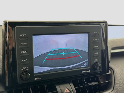 Used 2021 Toyota RAV4 XLE w/ Convenience Package FWD image 21
