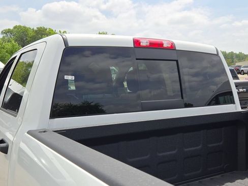 New 2026 RAM 3500 Tradesman AWD/4WD image 17