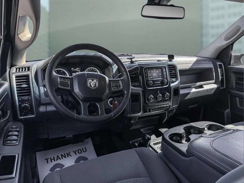 Used 2015 RAM 2500 Tradesman w/ Chrome Appearance Group image 4