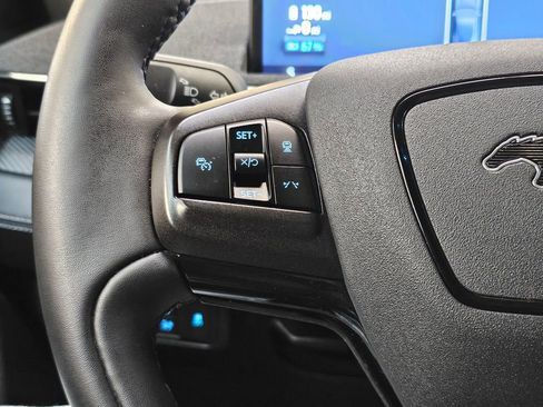 Used 2021 Ford Mustang Mach-E Premium image 31