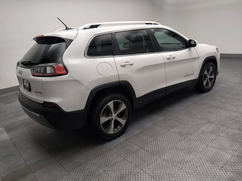 Used 2019 Jeep Cherokee Limited FWD image 10
