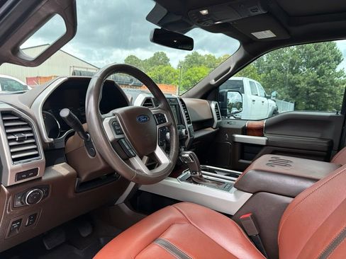Used 2019 Ford F150 King Ranch w/ Equipment Group 601A Luxury AWD/4WD image 34
