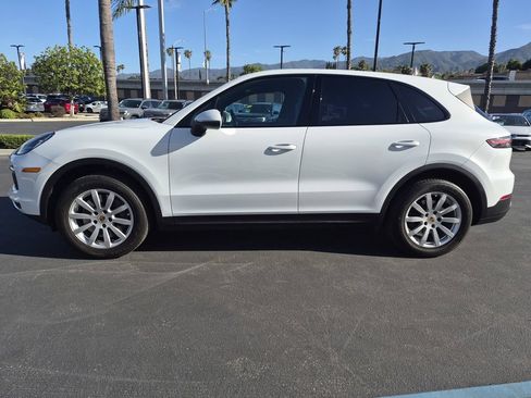 Used 2021 Porsche Cayenne AWD/4WD image 4