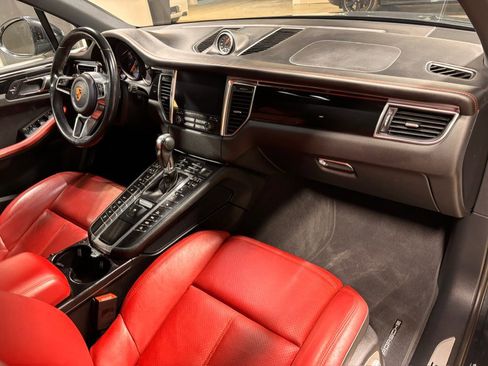 Used 2017 Porsche Macan GTS image 11