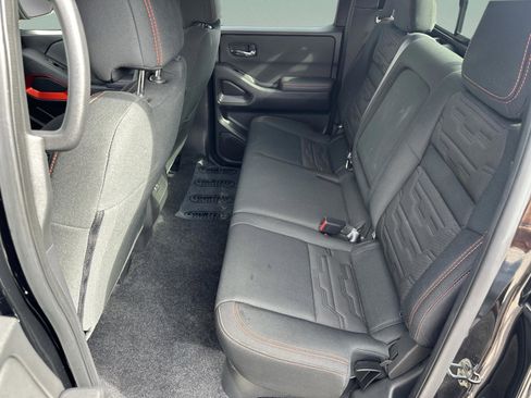 Certified 2024 Nissan Frontier Pro-X RWD image 17