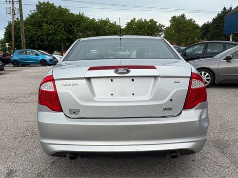 Used 2010 Ford Fusion SE image 7