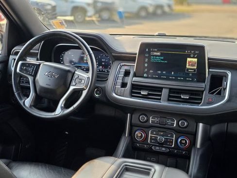 Used 2023 Chevrolet Tahoe Z71 w/ Luxury Package AWD/4WD image 36