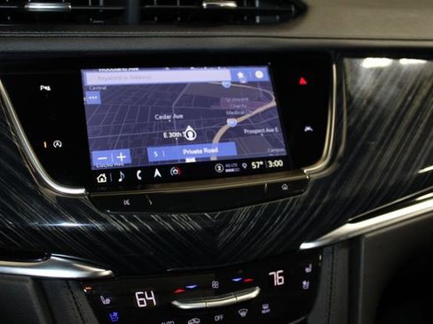 Used 2024 Cadillac XT6 Premium Luxury w/ LPO, Floor Liner Package FWD image 19