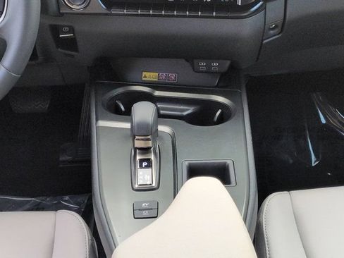 Certified 2025 Lexus UX 300h FWD w/ Accessory Package (Z2) image 19