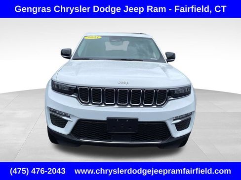 Used 2023 Jeep Grand Cherokee Limited w/ Trailer Tow Prep Group (B) AWD/4WD image 2