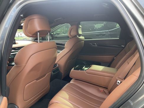 Used 2021 Genesis G80 2.5T image 4