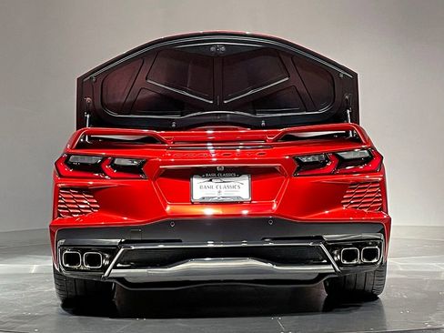 Used 2021 Chevrolet Corvette Stingray w/ Z51 Performance Package image 32