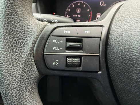 Used 2023 Honda Accord EX image 12