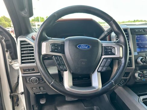 Used 2021 Ford F250 Platinum w/ FX4 Off-Road Package AWD/4WD image 14