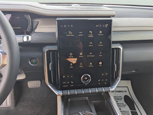 New 2026 GMC Acadia Elevation w/ Elevation Premium Package FWD image 18