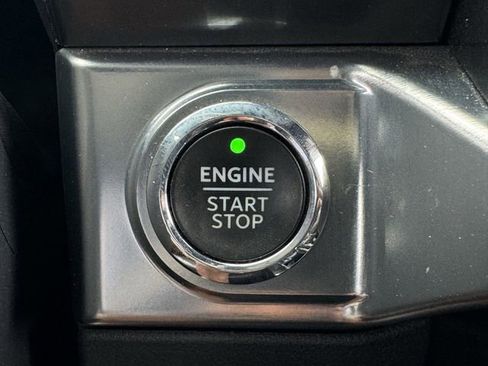 Used 2022 Ford F150 Lariat image 21