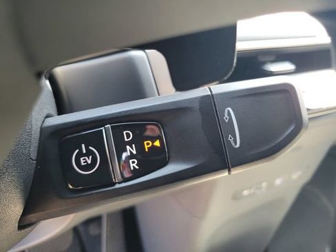 Used 2024 Kia EV9 Light Long Range RWD image 18
