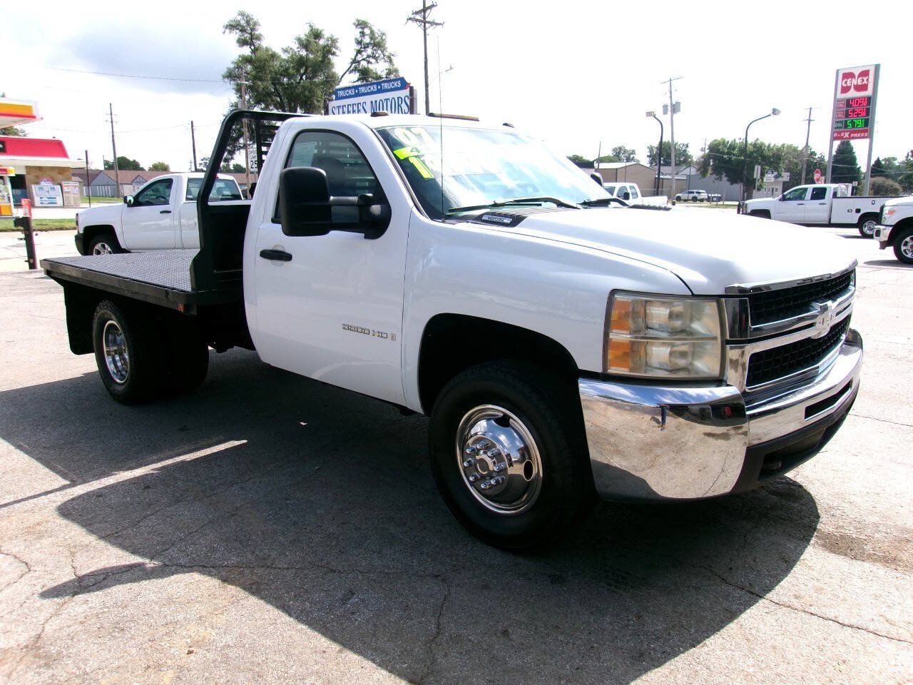 Used 2007 Chevrolet Silverado 3500 W/T AWD/4WD image 6