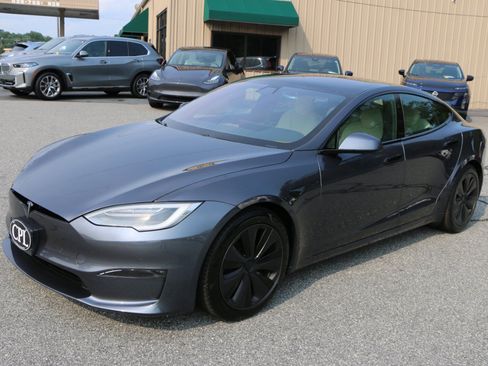 Used 2021 Tesla Model S Long Range AWD/4WD image 1
