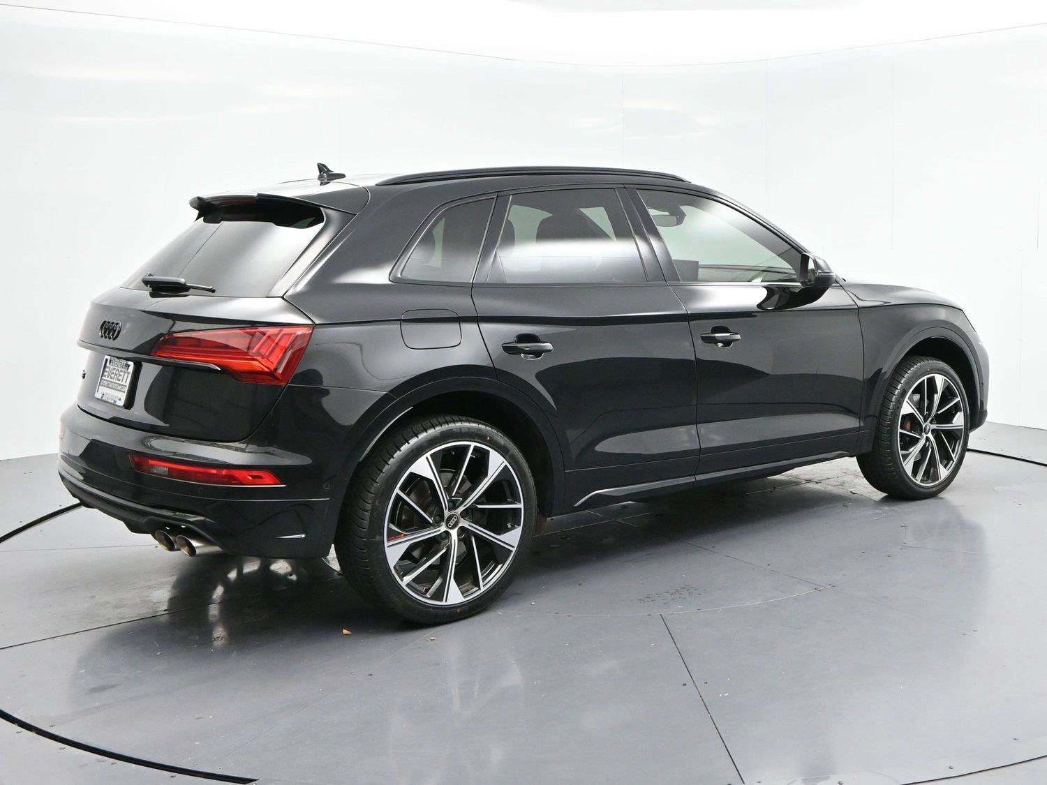Used 2024 Audi SQ5 Prestige AWD/4WD image 7