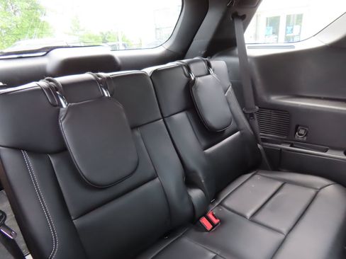 Used 2020 Ford Explorer ST w/ ST Street Pack AWD/4WD image 34