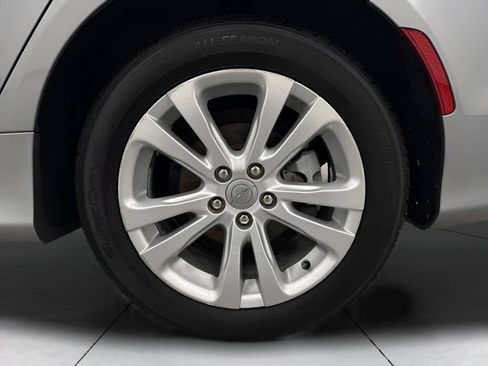 Used 2017 Chrysler 200 Limited Platinum FWD image 28