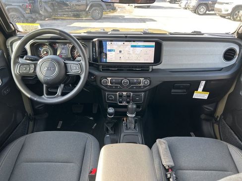 New 2026 Jeep Gladiator Sport AWD/4WD image 32