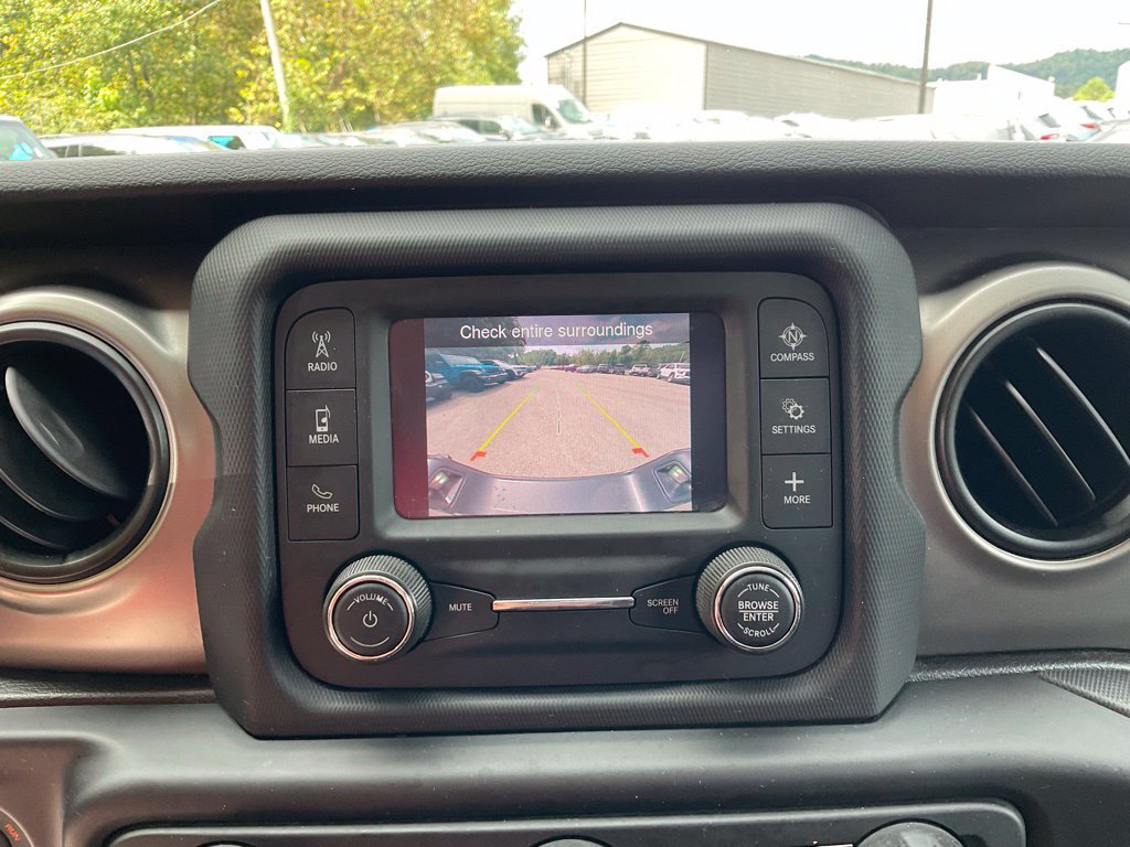 Used 2021 Jeep Gladiator Sport AWD/4WD image 18