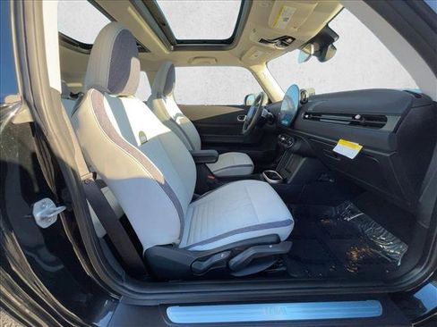 Certified 2025 MINI Cooper S image 21