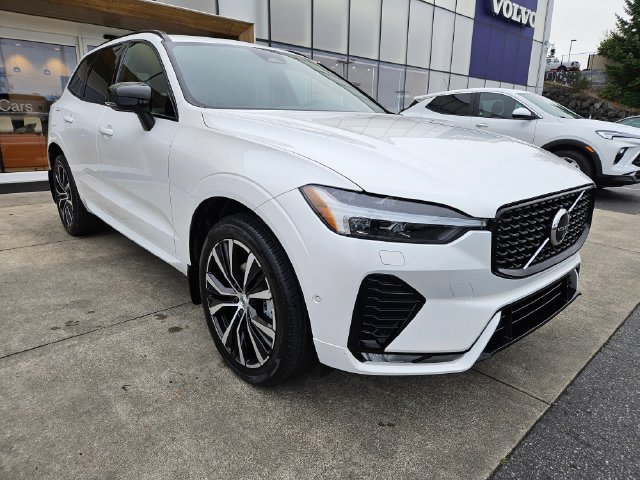 Certified 2023 Volvo XC60 B5 Plus w/ Climate Package AWD/4WD image 3