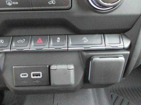 New 2026 Chevrolet Silverado 1500 Custom Trail Boss AWD/4WD image 30