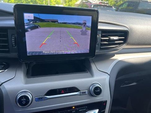 Certified 2022 Ford Explorer XLT AWD/4WD image 22