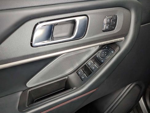 Certified 2025 Ford Explorer ST AWD/4WD image 42