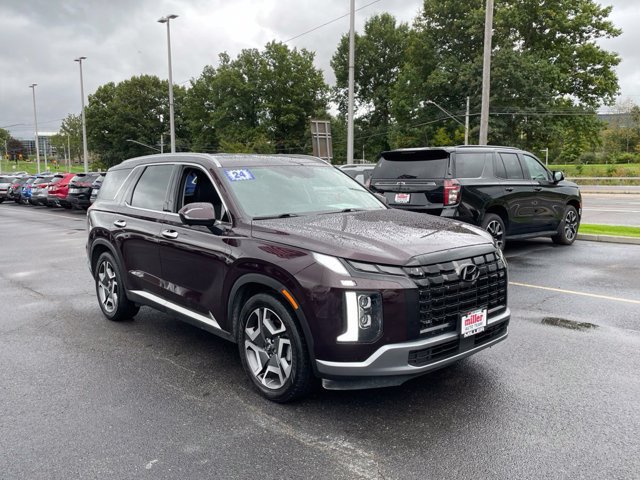 Used 2024 Hyundai Palisade Limited AWD/4WD image 2