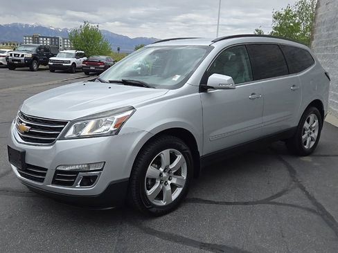 Used 2016 Chevrolet Traverse LTZ AWD/4WD image 8
