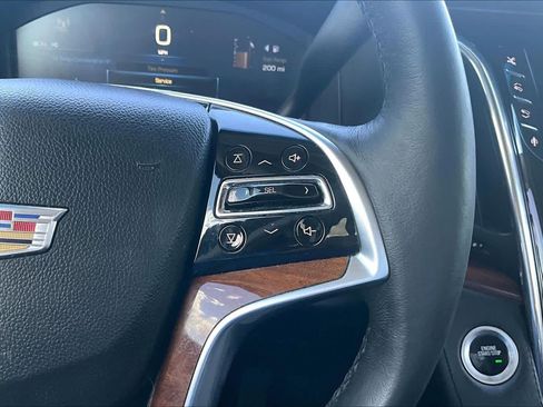 Used 2015 Cadillac Escalade Premium AWD/4WD image 21