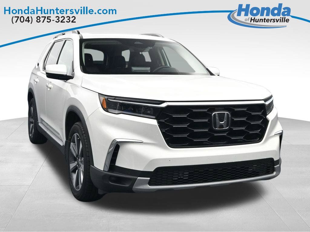 Used 2025 Honda Pilot Touring 360° Tour