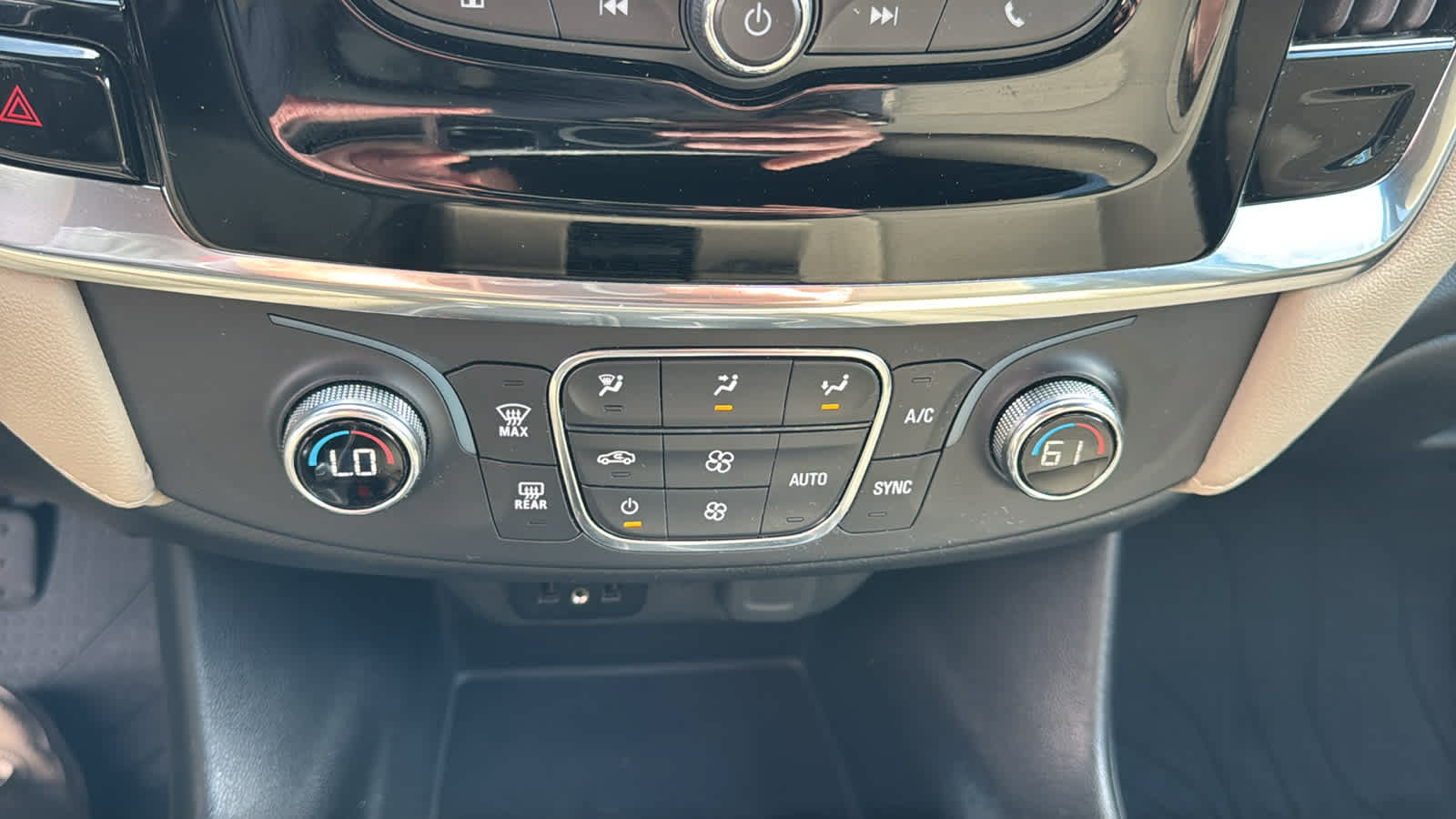 Certified 2023 Chevrolet Traverse LS w/ Midnight/Sport Edition AWD/4WD image 12