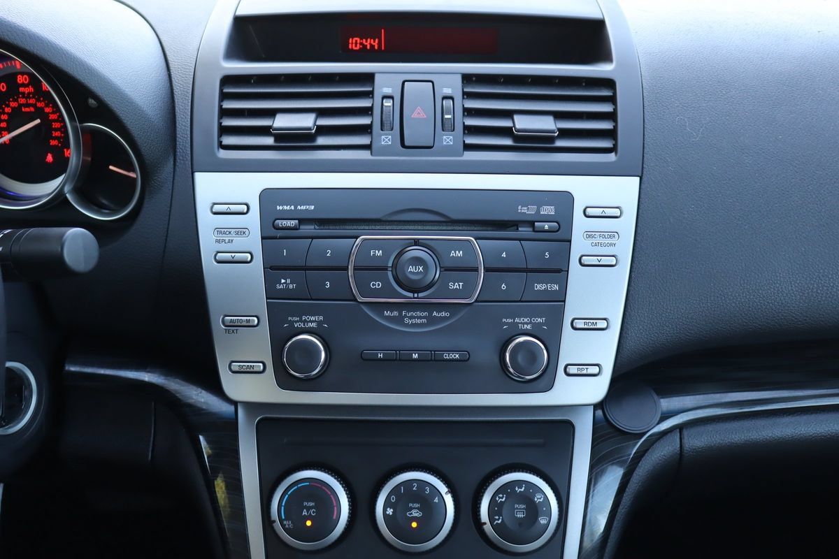 Used 2009 MAZDA MAZDA6 i Touring w/ Moonroof & Bose Pkg FWD image 35