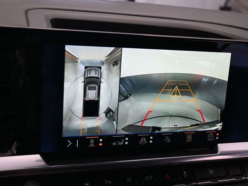 Used 2024 Chevrolet Silverado 1500 LTZ w/ LTZ Convenience Package II image 19