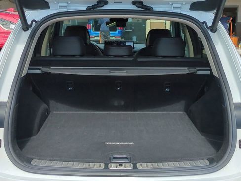 Used 2024 Genesis GV70 2.5T w/ Advanced Package image 12