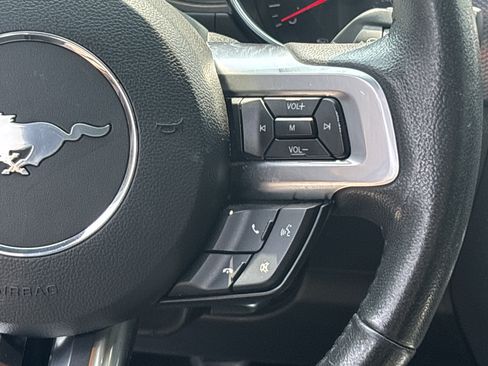 Used 2016 Ford Mustang GT RWD image 5