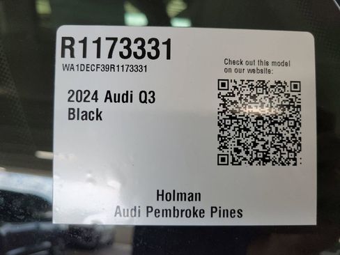 Used 2024 Audi Q3 2.0T Premium w/ Convenience Package AWD/4WD image 22