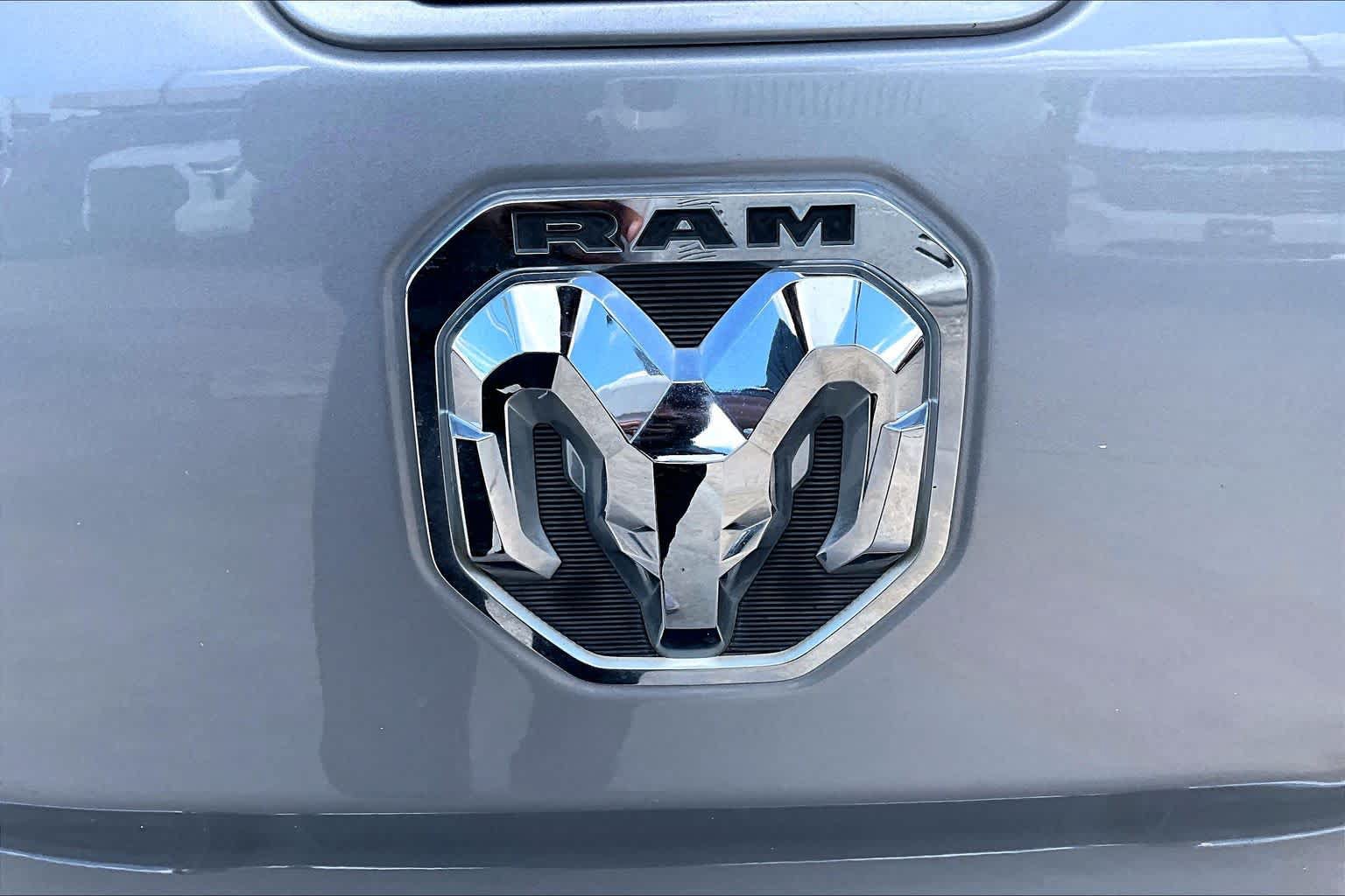 Used 2019 RAM 1500 Big Horn RWD image 31